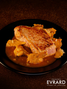 Pavé de veau aux girolles