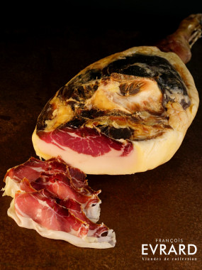 Jambon Mangalitza sur Os Maison