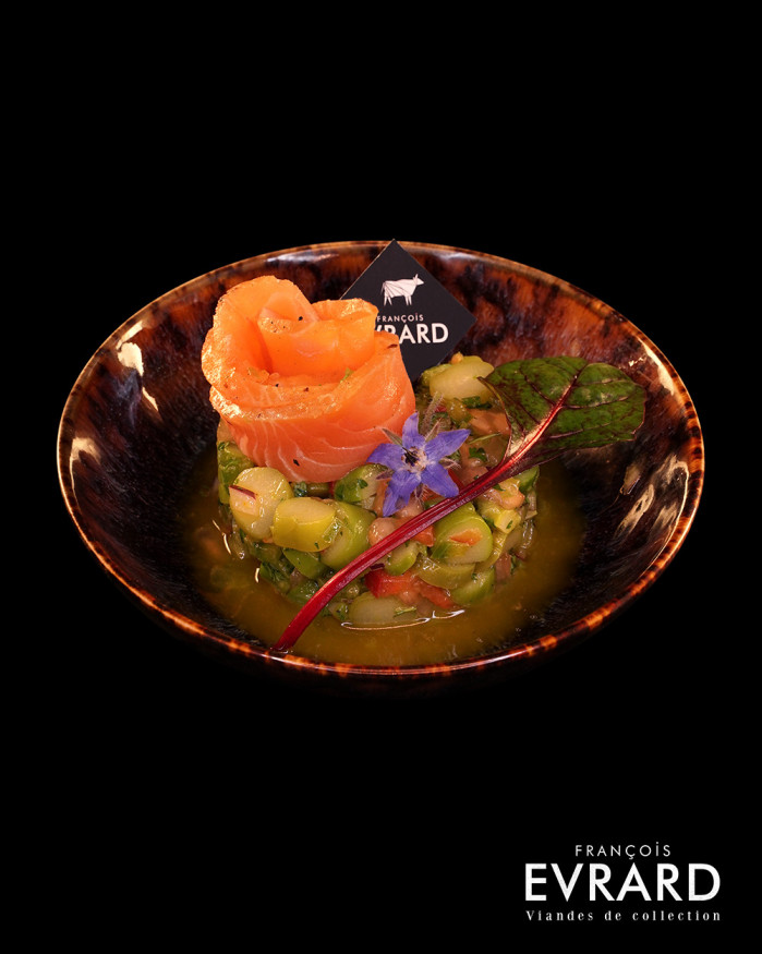 Tartare d'asperges et saumon fumé