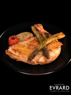 Suprême de pintade Label Rouge fermier et asperges