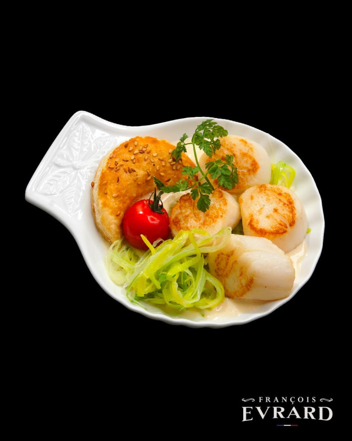 Cassolette de Saint Jacques, Fondue de poireaux