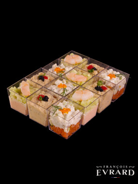 Plateau de 12 verrines salées 