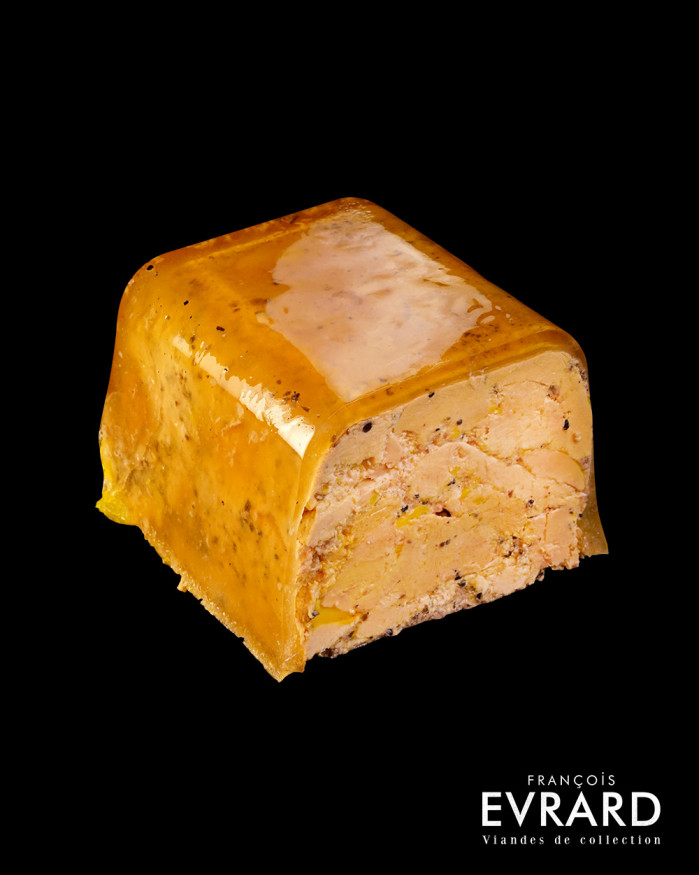 Foie gras de canard truffé (Tuber mélanosporum)